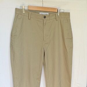 Amazon Essentials Men's Khaki Chinos